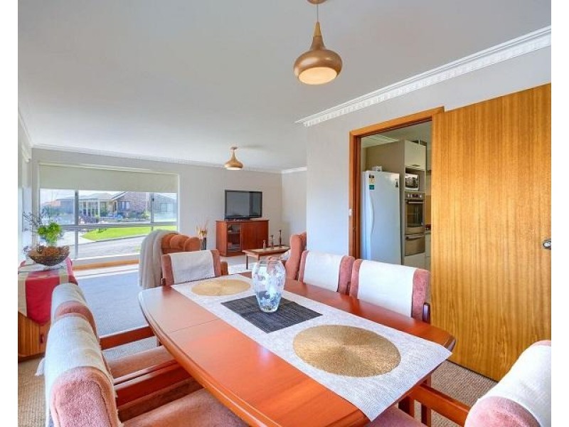 18 Hofrad Court, Yakamia WA 6330