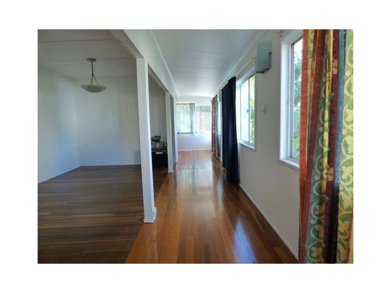 2 Dodds Street, Margate QLD 4019