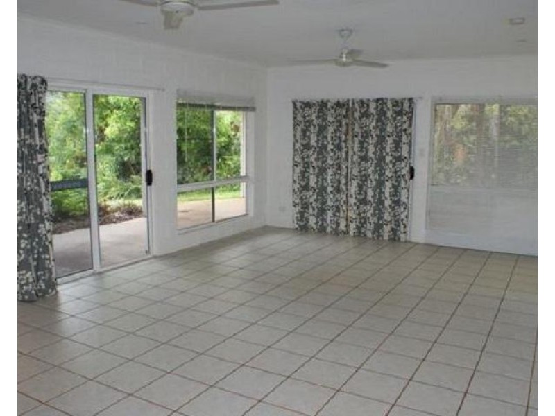 11 Royal Palm Drive, Mission Beach QLD 4852