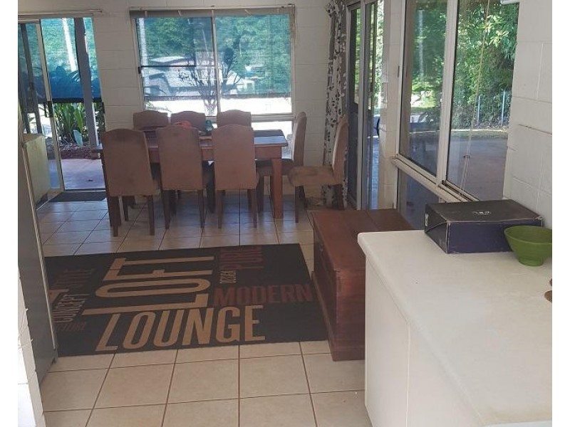 11 Royal Palm Drive, Mission Beach QLD 4852