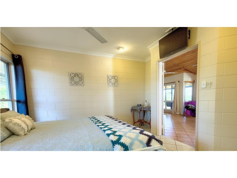 25 Brischetto Drive, Garradunga QLD 4860