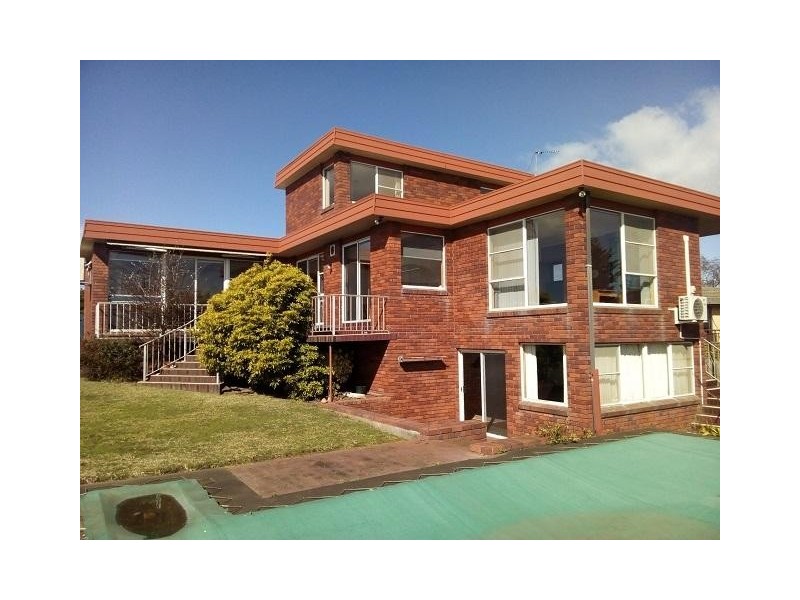 4 Fonthill Place, East Devonport TAS 7310