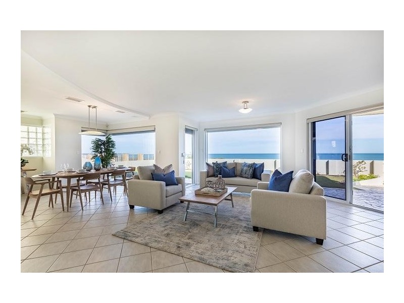 18 Ronsard Drive, San Remo WA 6210