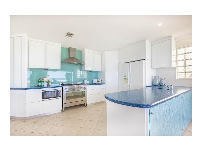 18 Ronsard Drive, San Remo WA 6210