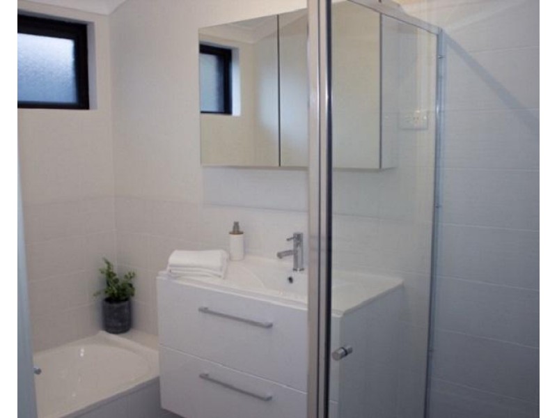 11 Maiden Park Road, Withers WA 6230