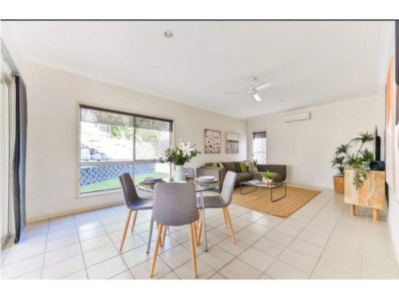 North Lakes QLD 4509