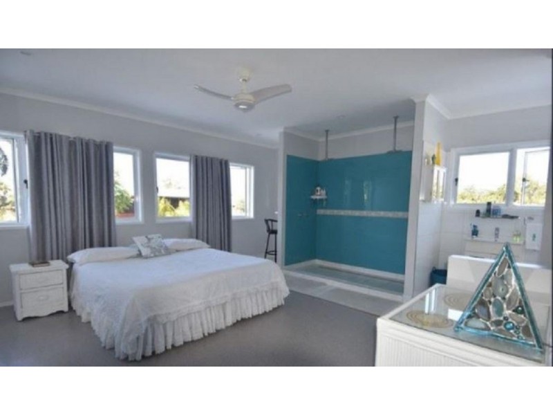 39 Seafarer Street, South Mission Beach QLD 4852