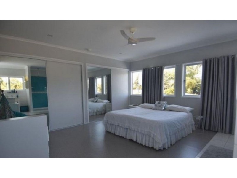 39 Seafarer Street, South Mission Beach QLD 4852