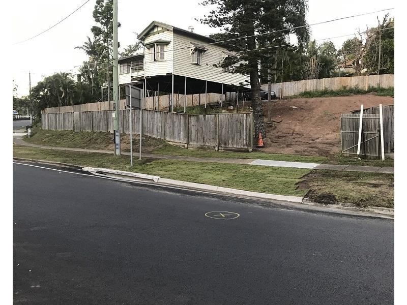 84 Rainworth Road, Bardon QLD 4065