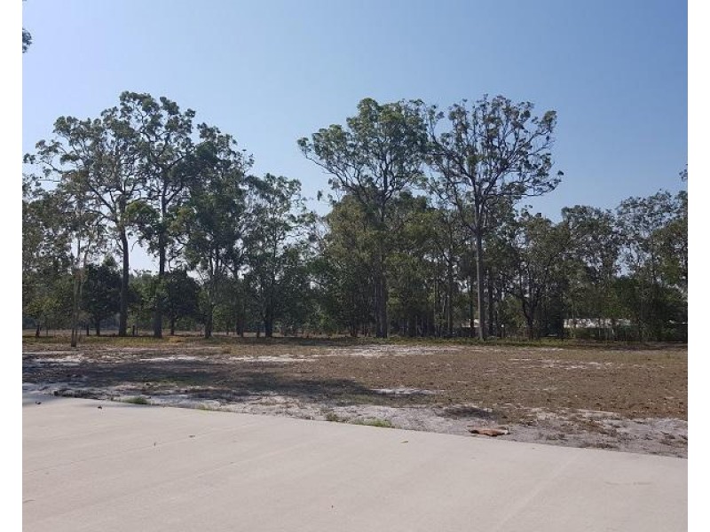 7 Lorikeet Street, Gooburrum QLD 4670