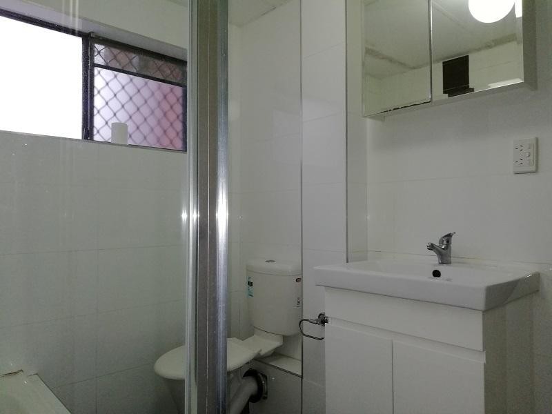 2/61-63 Windsor Road, Merrylands NSW 2160