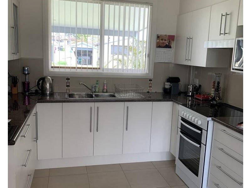 141 River Road, Sussex Inlet NSW 2540