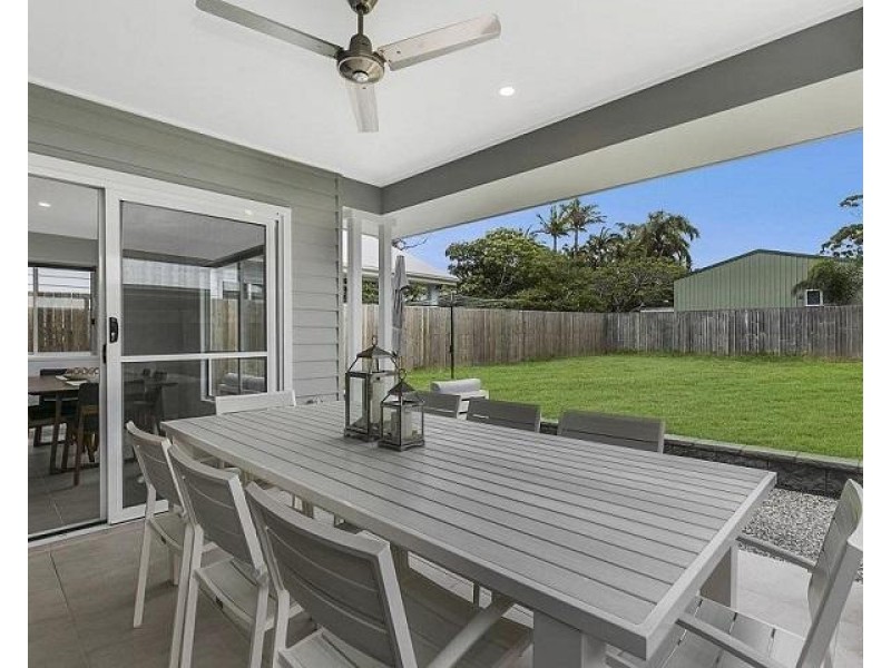 15A Russell Street, Cleveland QLD 4163