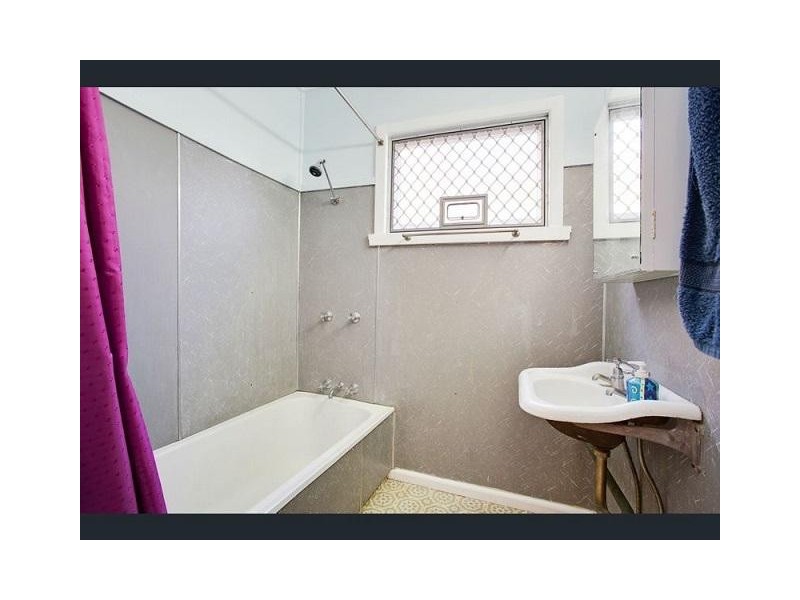 2/16 Gardenia Grove, Burleigh Heads QLD 4220