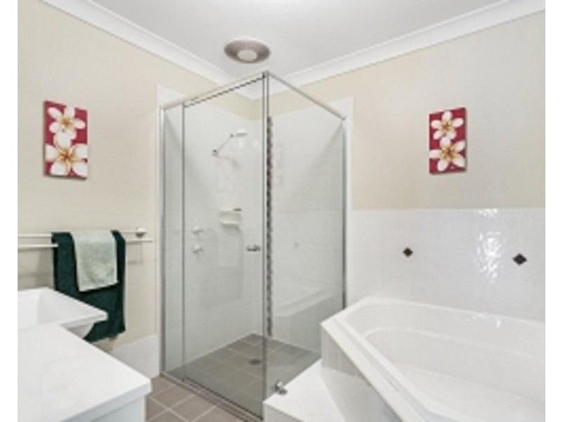 17 Upton Street, Soldiers Point NSW 2317
