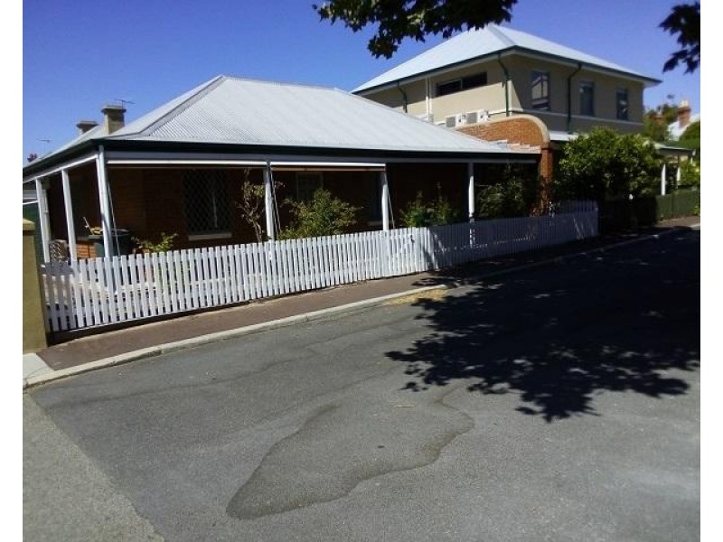 29B Quarry Street, Fremantle WA 6160