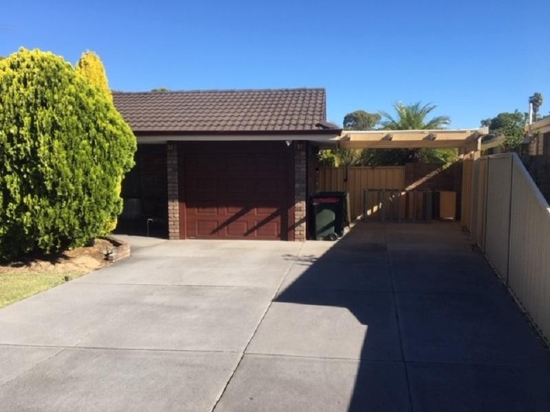 37 Comstock Way, Woodvale WA 6026