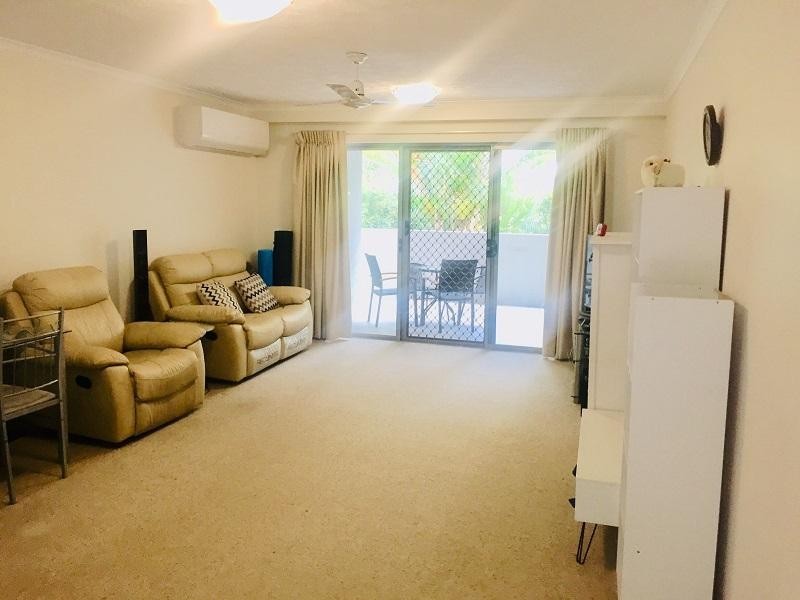 1/8 Ahern Street, Labrador QLD 4215