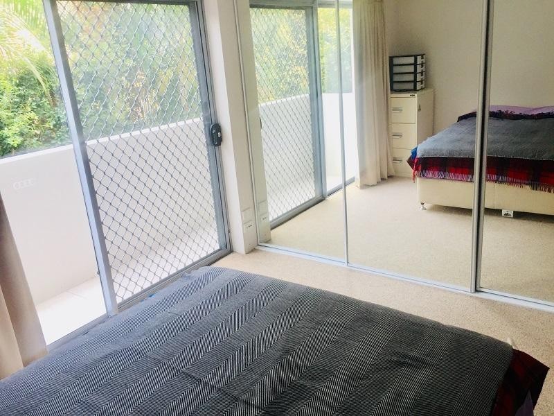 1/8 Ahern Street, Labrador QLD 4215