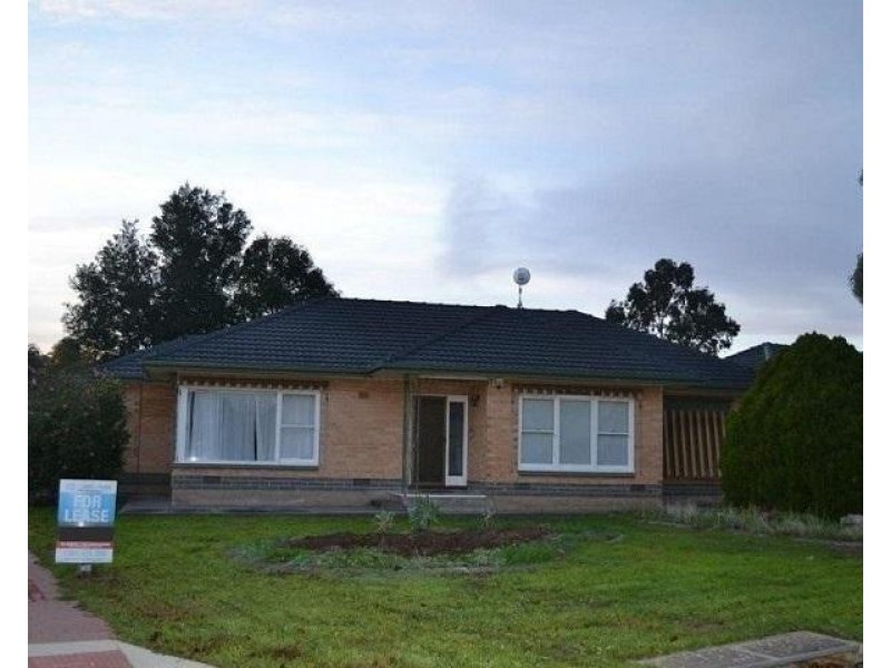 1 Hamish Grove, Rostrevor SA 5073