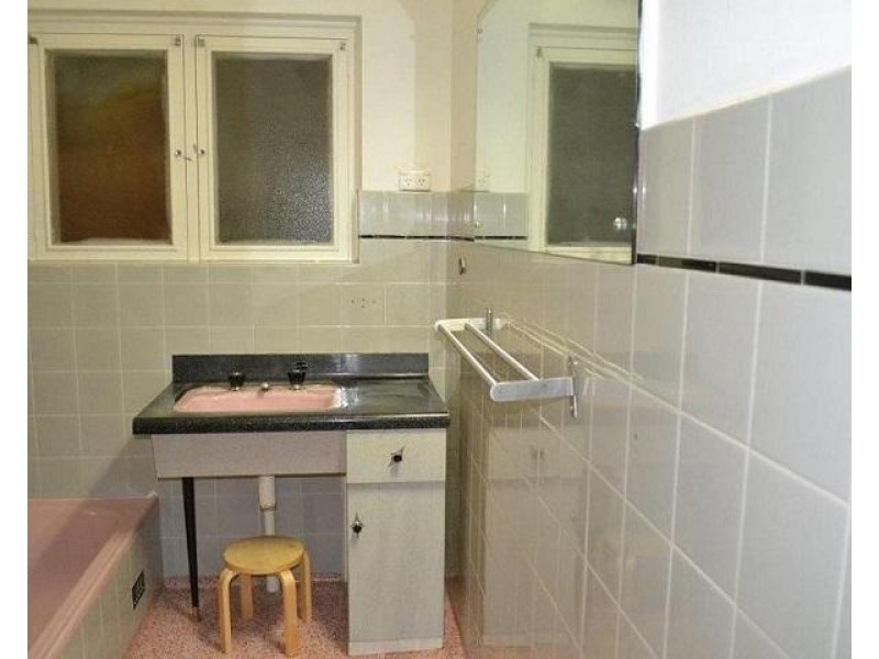 1 Hamish Grove, Rostrevor SA 5073