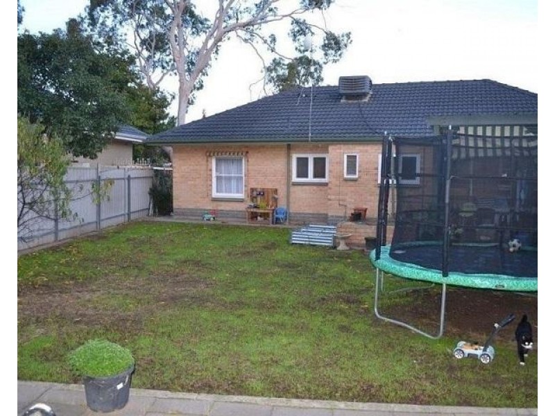 1 Hamish Grove, Rostrevor SA 5073