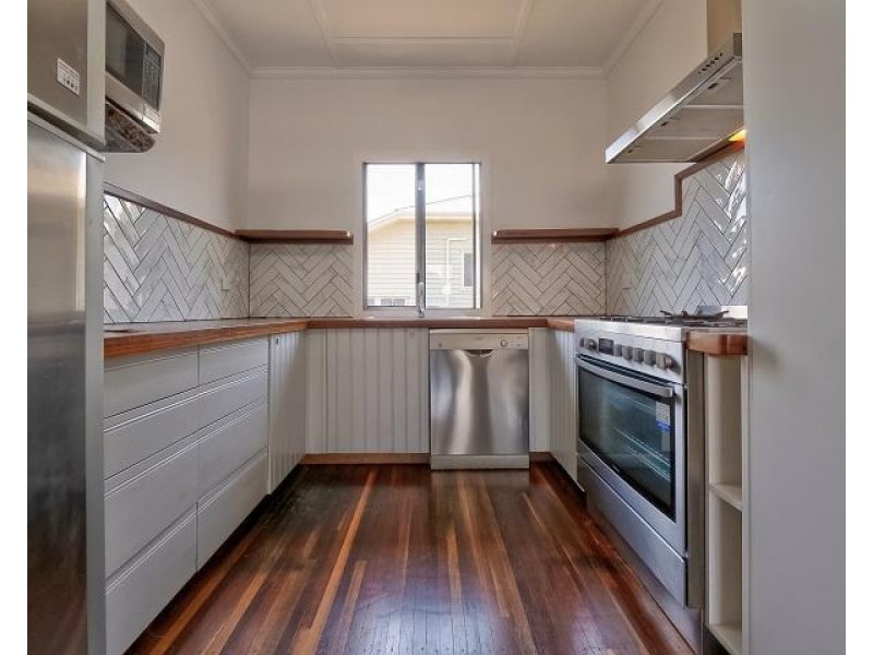 62 Aberdeen Avenue, Maryborough QLD 4650