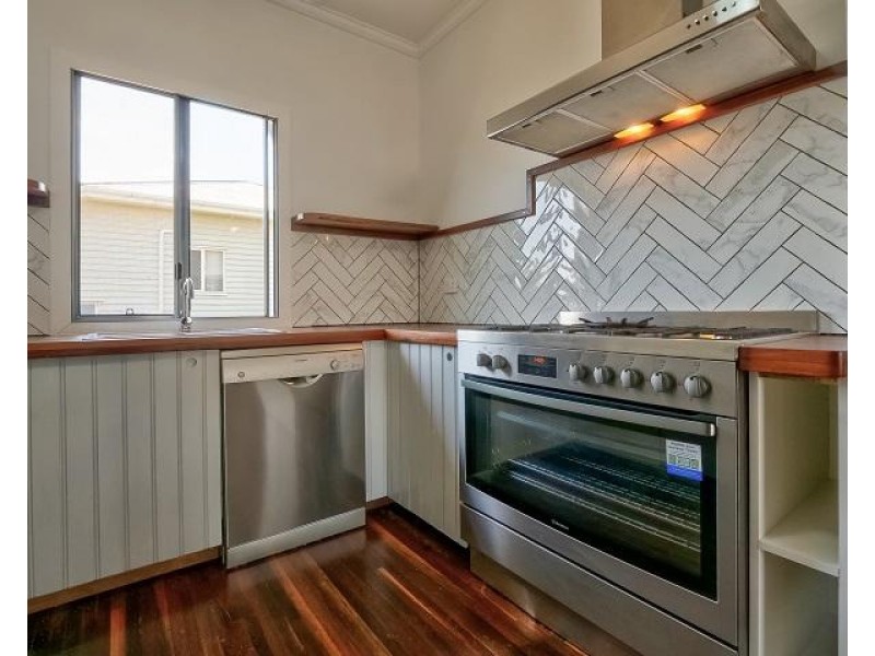 62 Aberdeen Avenue, Maryborough QLD 4650