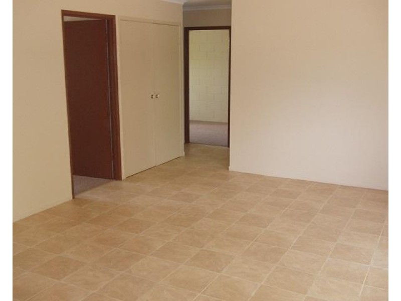 2/49 Frank Street, Kirwan QLD 4817