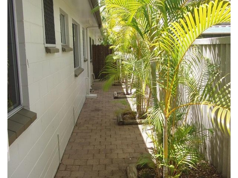 2/49 Frank Street, Kirwan QLD 4817