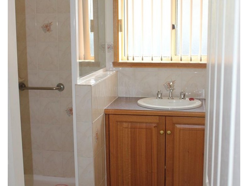 9/11A Charles Street, Orford TAS 7190