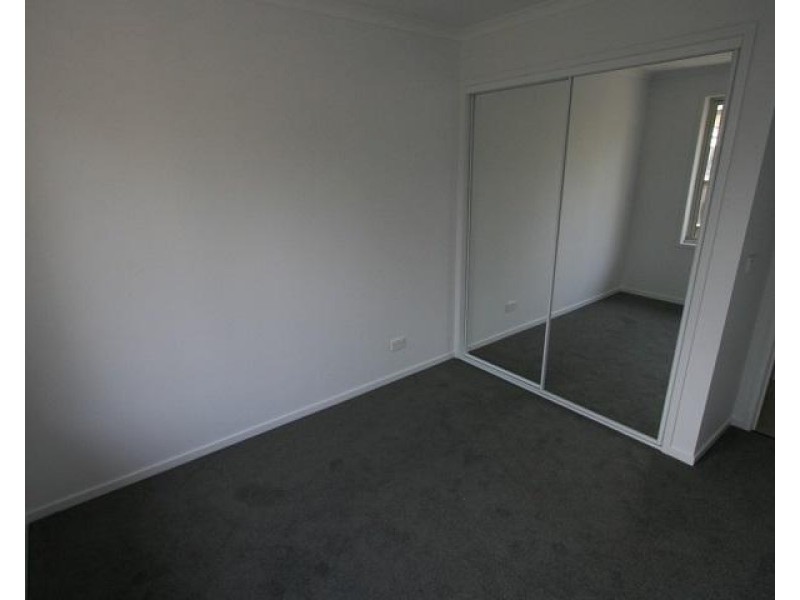 2/13 Swift Place, Kingston TAS 7050