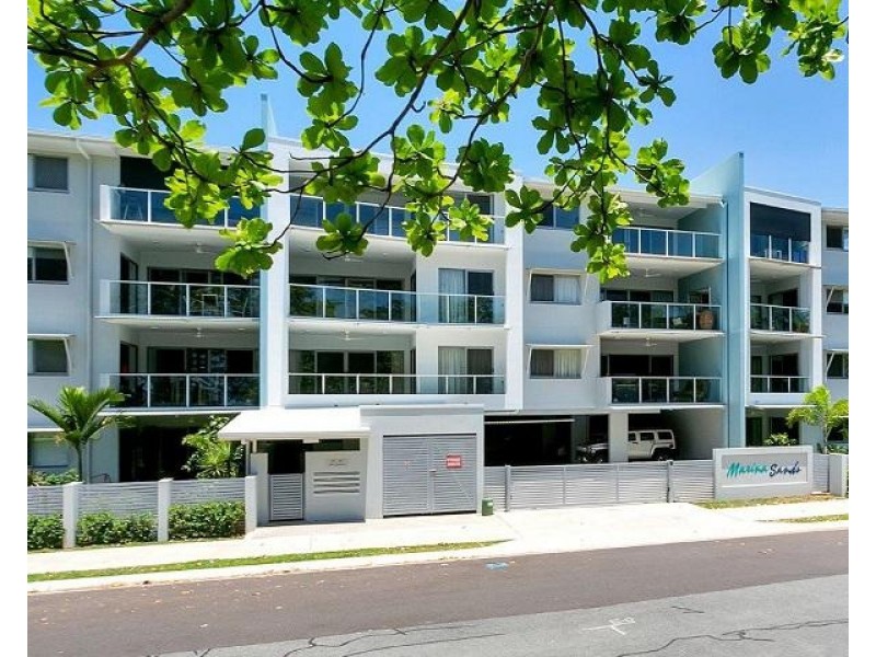 10/43-45 Sims Esplanade, Yorkeys Knob QLD 4878