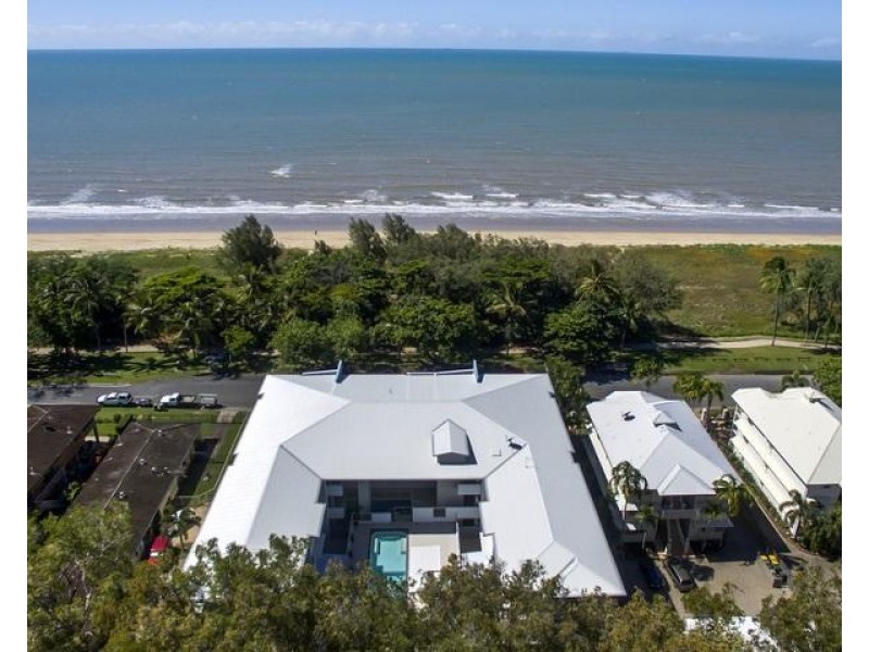 10/43-45 Sims Esplanade, Yorkeys Knob QLD 4878