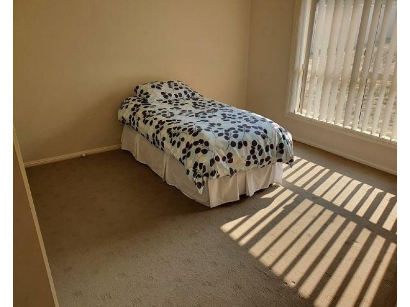 45 Fahy Crescent, Orange NSW 2800