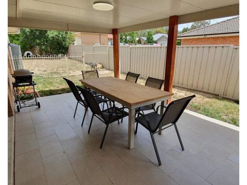 45 Fahy Crescent, Orange NSW 2800