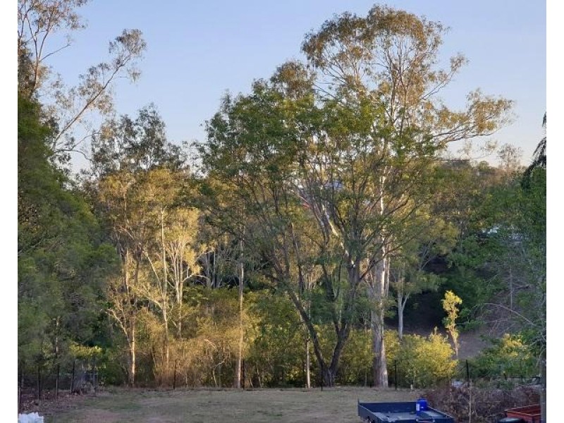 23 Sydney Street, Brassall QLD 4305