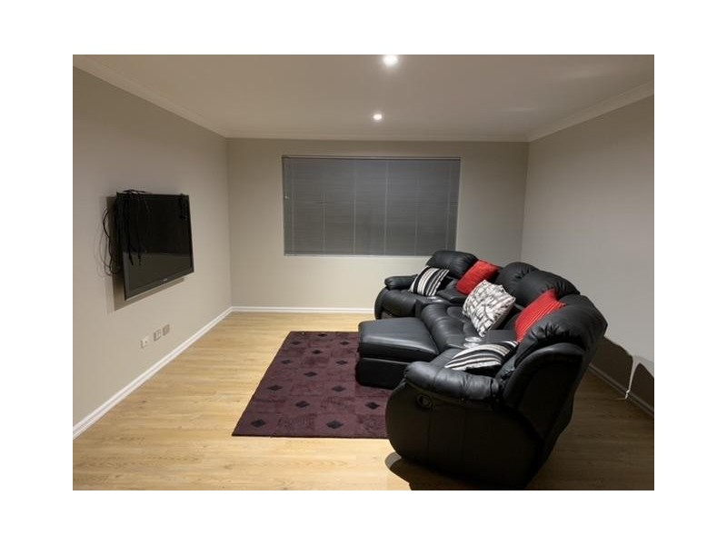 7 Eglinton Terrace, Dudley Park WA 6210