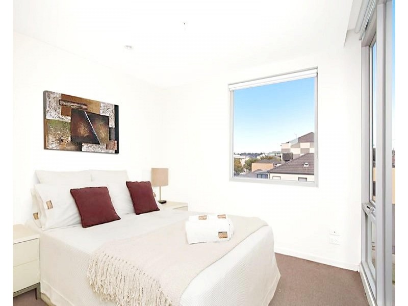 2 La Scala Avenue, Maribyrnong VIC 3032