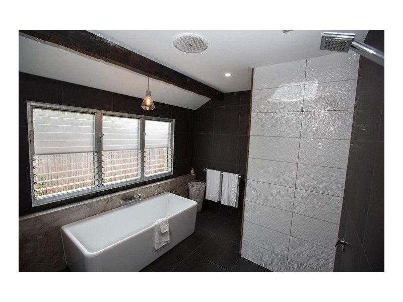 13 Voyager Street, South Mission Beach QLD 4852