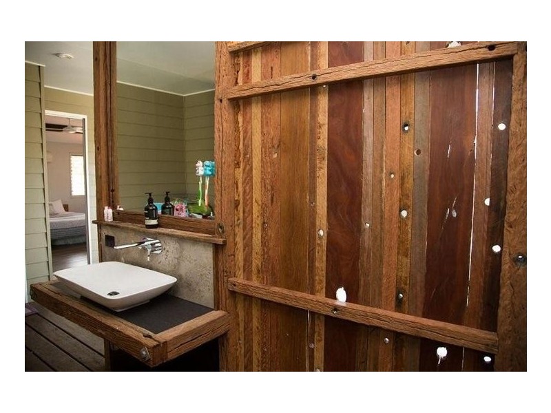 13 Voyager Street, South Mission Beach QLD 4852