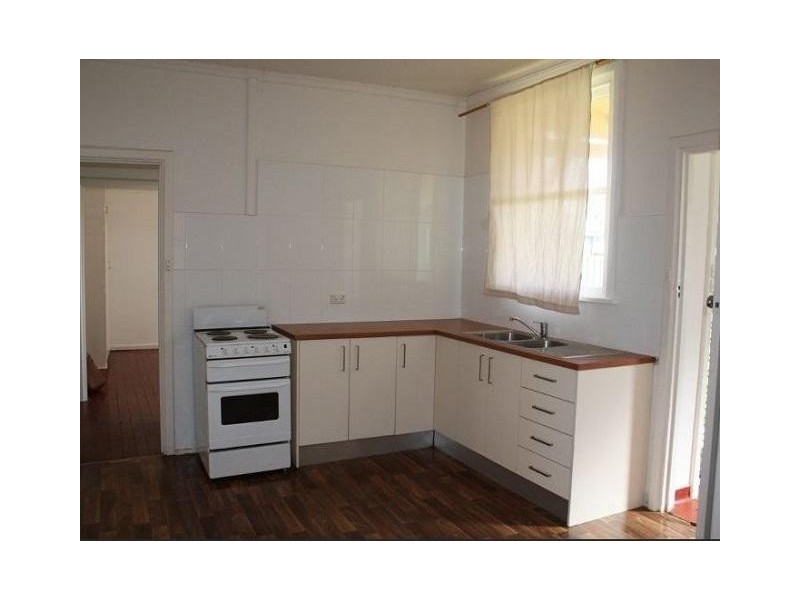 25 Midlow Road, Elizabeth Downs SA 5113