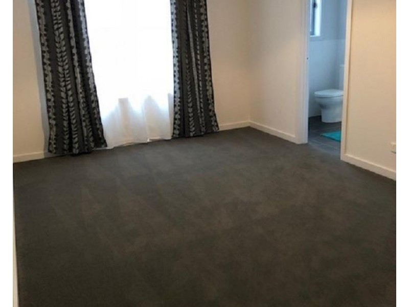 3 Nambucca Avenue, West Lakes Shore SA 5020