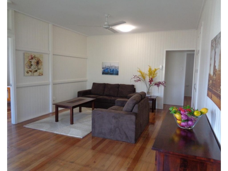 1A Richmond Street, Hermit Park QLD 4812