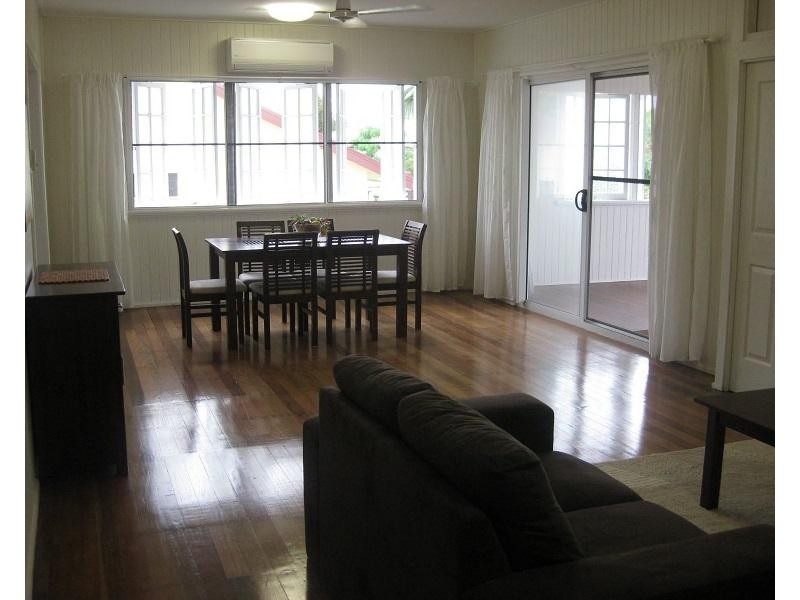 1A Richmond Street, Hermit Park QLD 4812