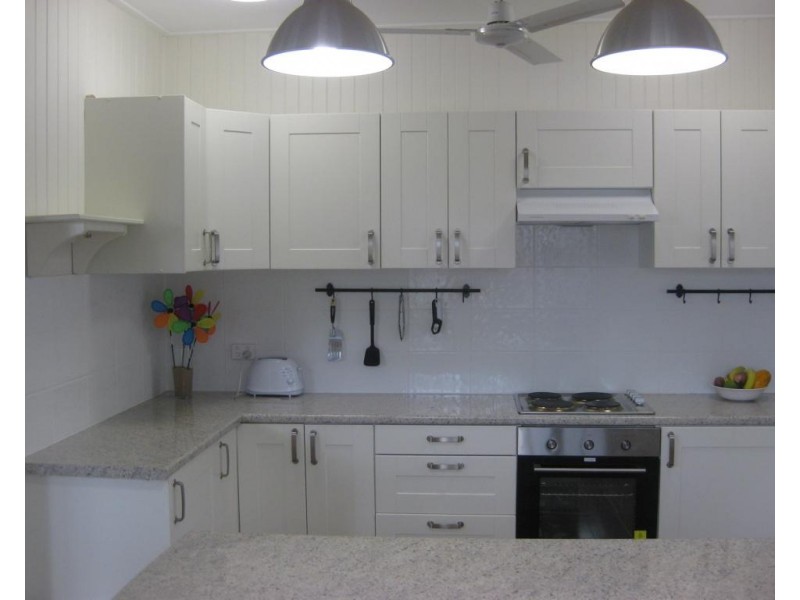 1A Richmond Street, Hermit Park QLD 4812