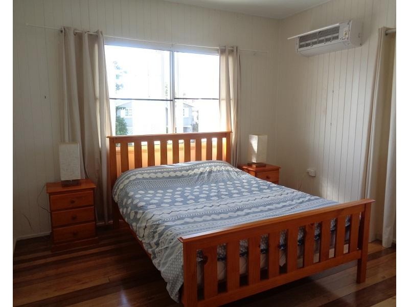 1A Richmond Street, Hermit Park QLD 4812