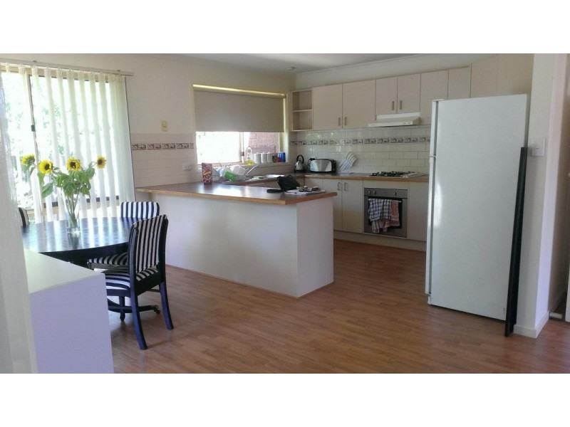 3/16 View Point Drive, Chirnside Park VIC 3116