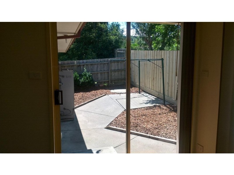 3/16 View Point Drive, Chirnside Park VIC 3116