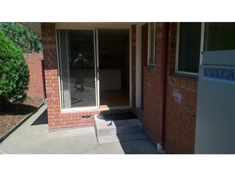 3/16 View Point Drive, Chirnside Park VIC 3116